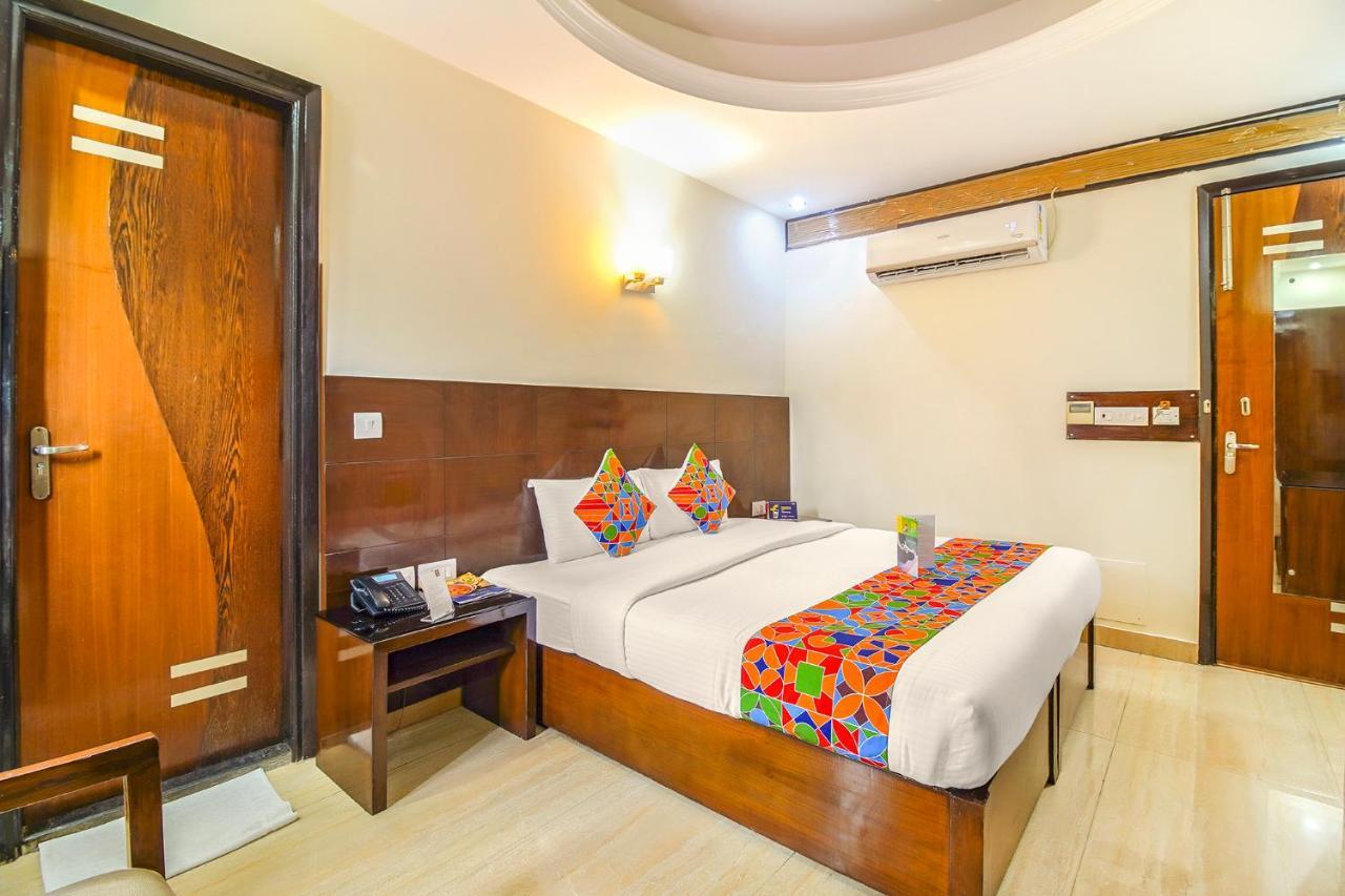 Fabhotel Marble Arch - Nr Karol Bagh Market Delhi  Exterior photo