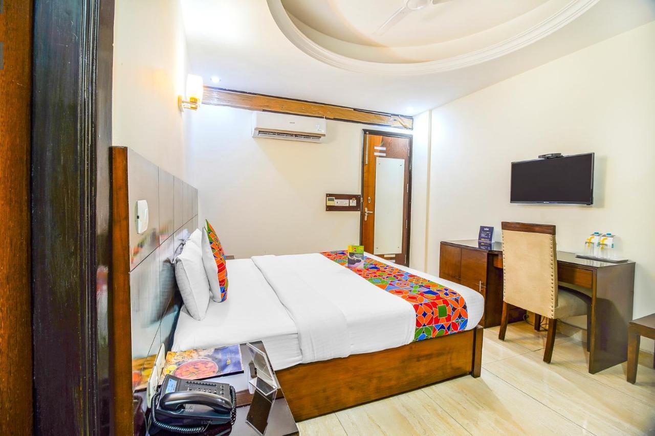 Fabhotel Marble Arch - Nr Karol Bagh Market Delhi  Exterior photo